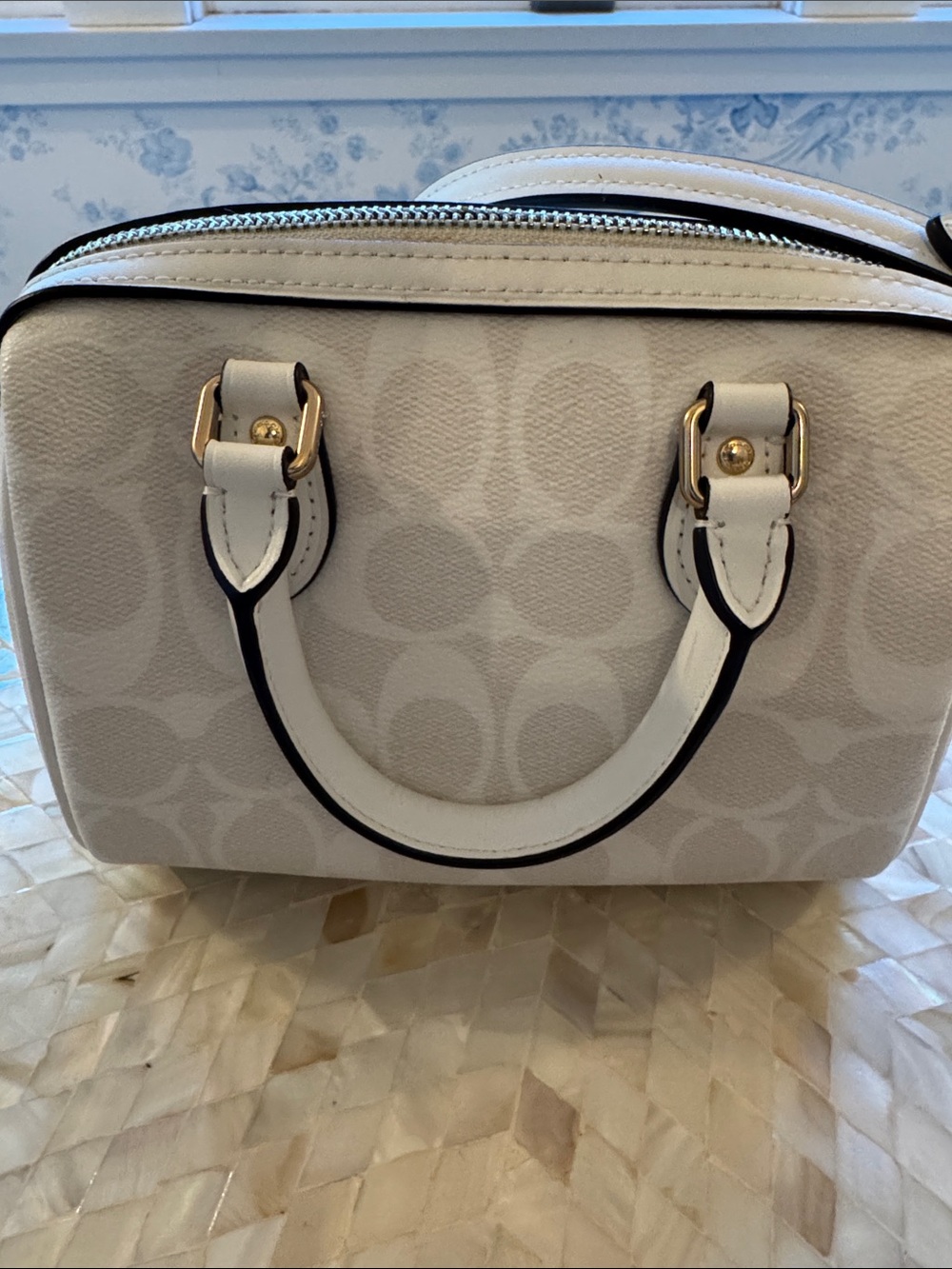 Coach Mini Rowan -Chalk/Glacier White - Picture 4 of 6